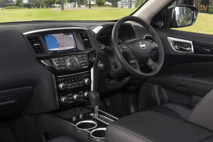 Торпедо Nissan Pathfinder Ti (R52) 2017 года  (AU) (фото 40 из 40)